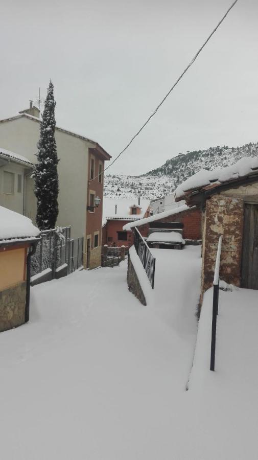 Apartamento Turistico Javalambre Daire Camarena de la Sierra Dış mekan fotoğraf