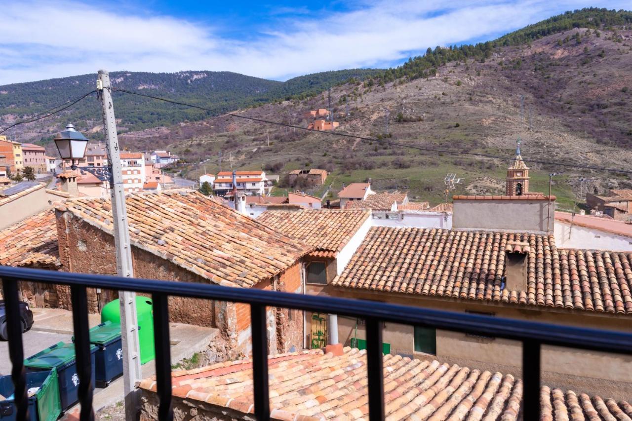 Apartamento Turistico Javalambre Camarena de la Sierra Dış mekan fotoğraf