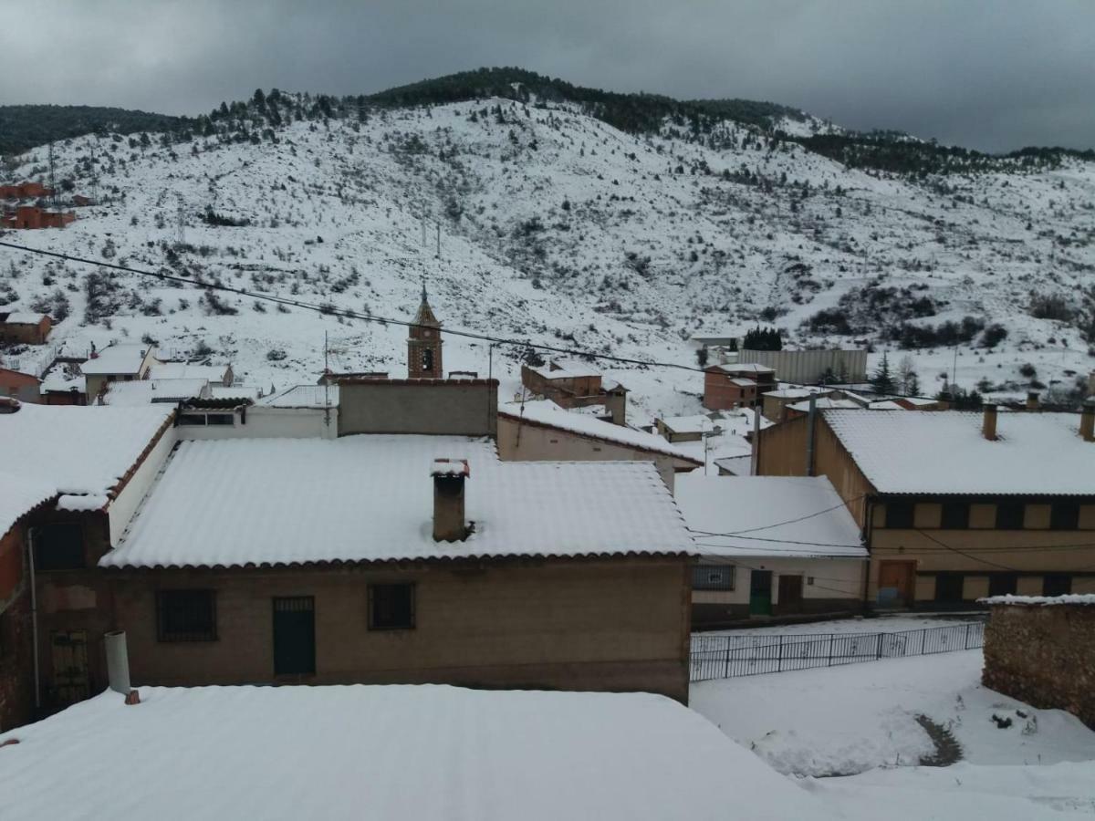 Apartamento Turistico Javalambre Camarena de la Sierra Dış mekan fotoğraf